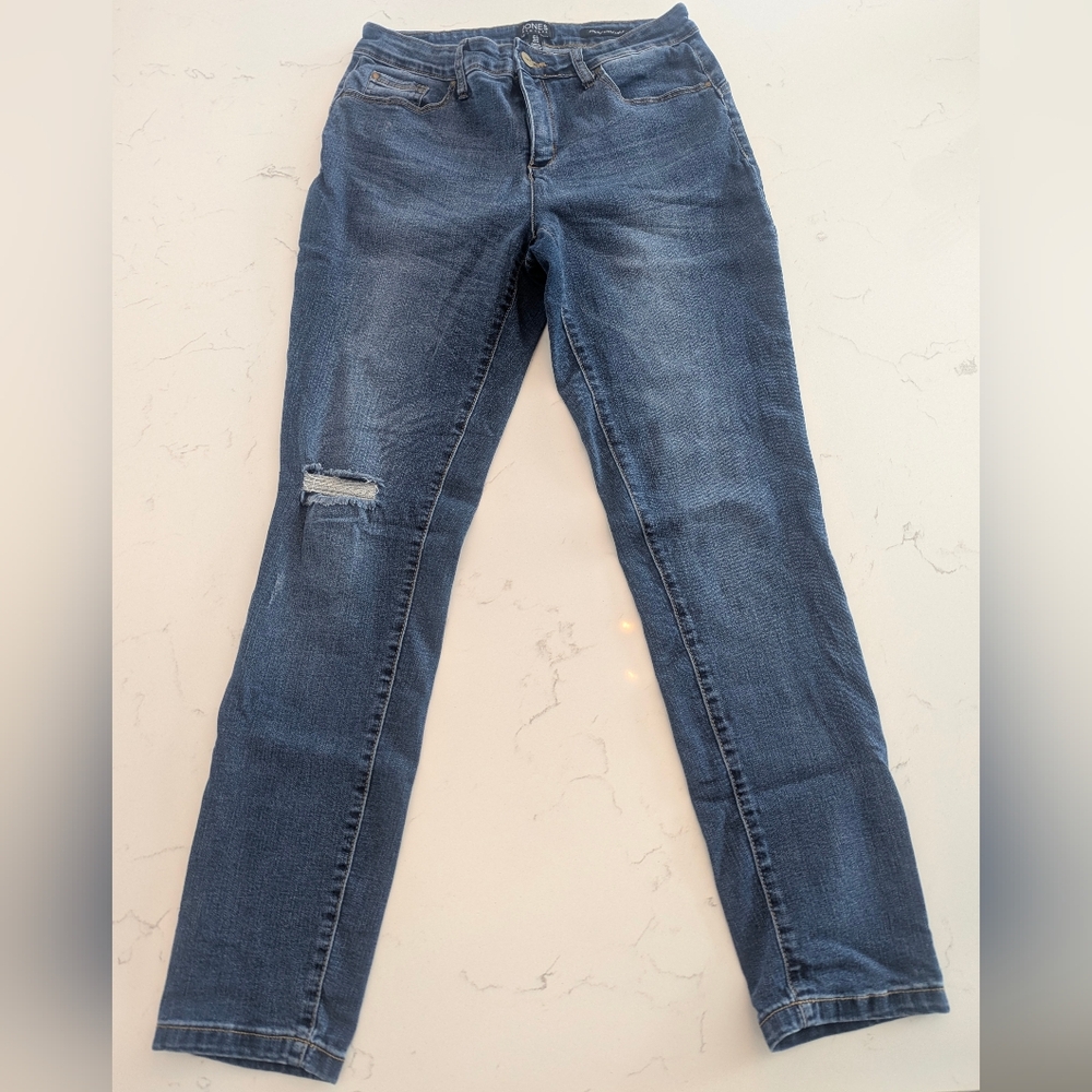 Jones New York Women's Straight Leg Blue Jeans